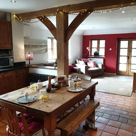 Delightful Cottage On The River Adur Close To Brighton & The Downs No Dogs Sorry Upper Beeding Eksteriør bilde