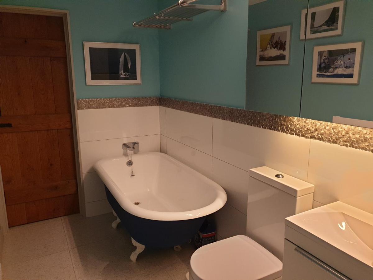 Delightful Cottage On The River Adur Close To Brighton & The Downs No Dogs Sorry Upper Beeding Eksteriør bilde