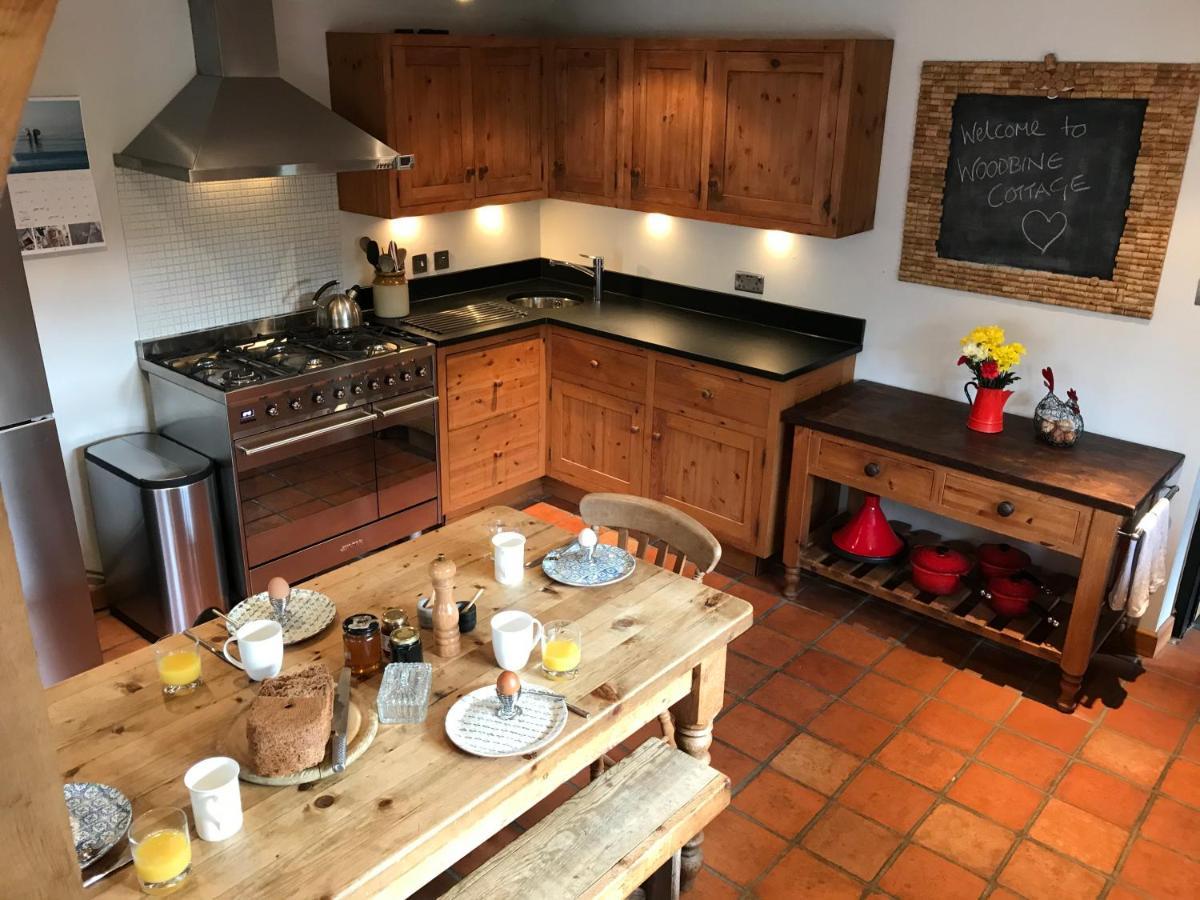 Delightful Cottage On The River Adur Close To Brighton & The Downs No Dogs Sorry Upper Beeding Eksteriør bilde