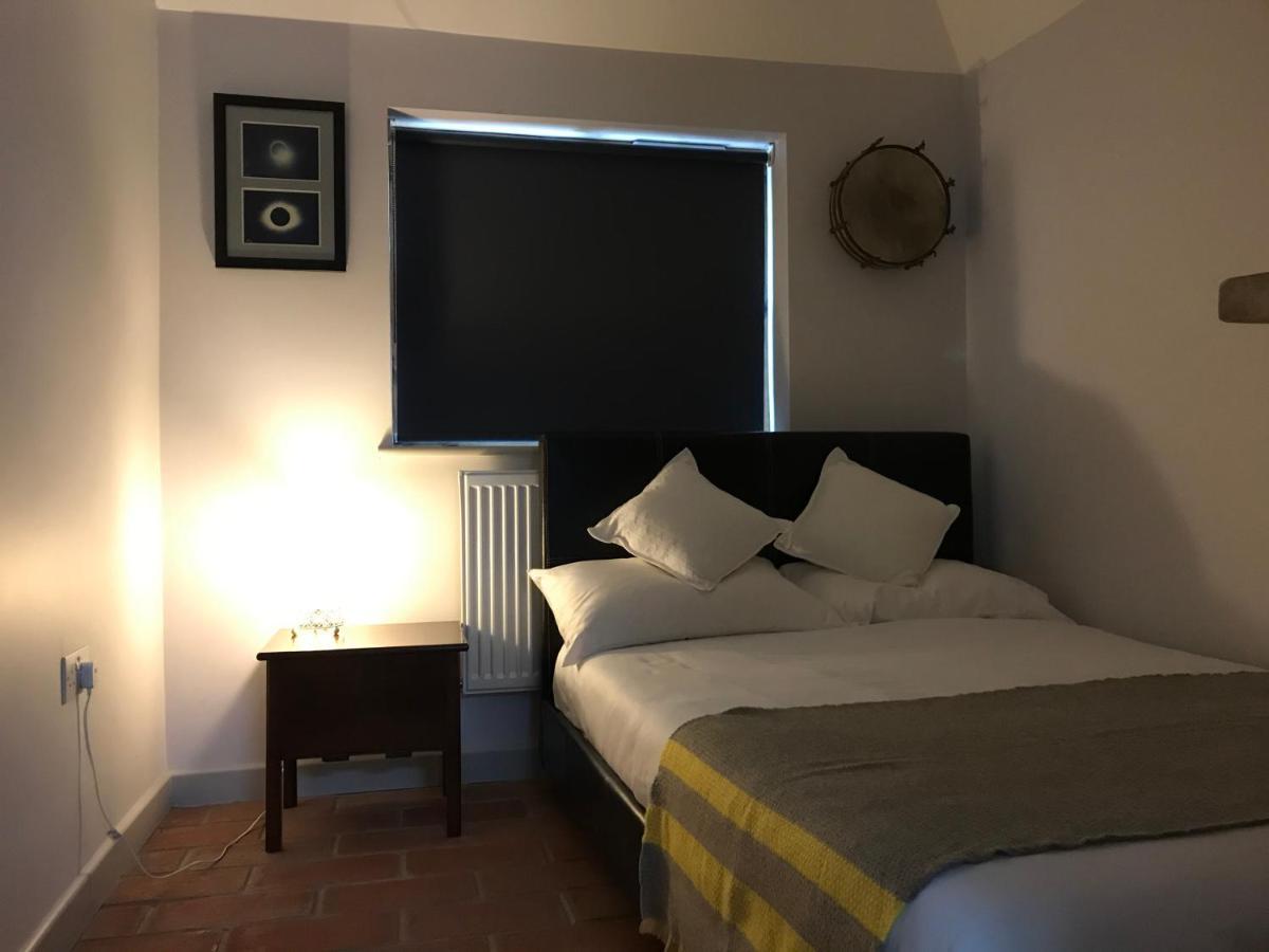 Delightful Cottage On The River Adur Close To Brighton & The Downs No Dogs Sorry Upper Beeding Eksteriør bilde