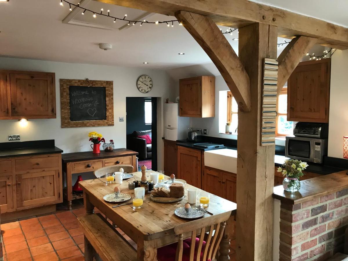 Delightful Cottage On The River Adur Close To Brighton & The Downs No Dogs Sorry Upper Beeding Eksteriør bilde