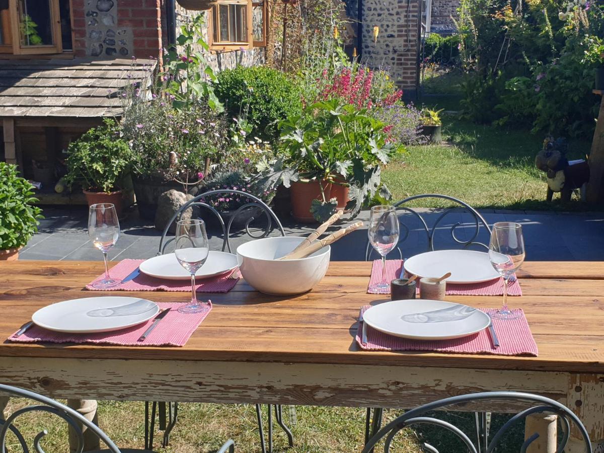 Delightful Cottage On The River Adur Close To Brighton & The Downs No Dogs Sorry Upper Beeding Eksteriør bilde