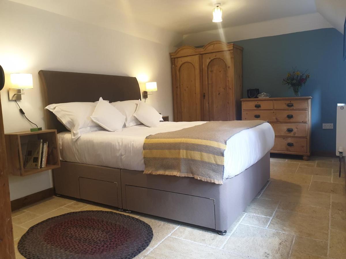Delightful Cottage On The River Adur Close To Brighton & The Downs No Dogs Sorry Upper Beeding Eksteriør bilde